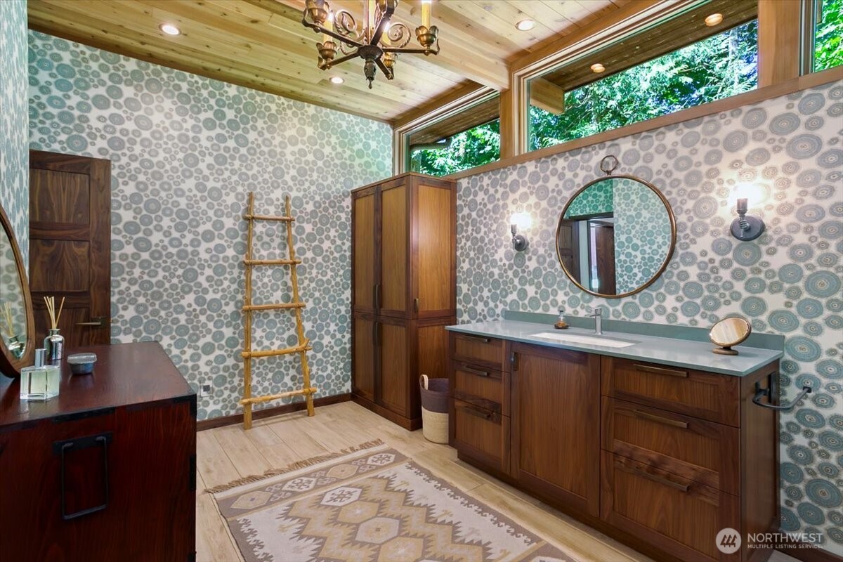 1103 E Ludlow Ridge Road Port Ludlow WA 98365