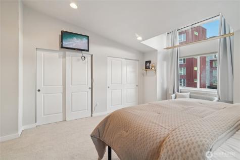 926 N 96th Street Seattle WA 98103
