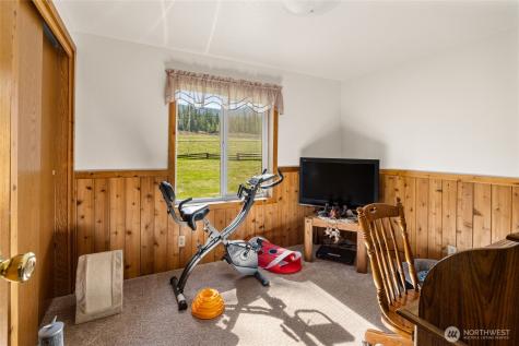 6160 Upper Peoh Point Road Cle Elum WA 98922