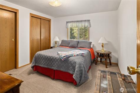 6160 Upper Peoh Point Road Cle Elum WA 98922
