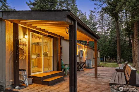 6160 Upper Peoh Point Road Cle Elum WA 98922