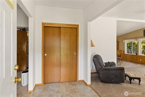 6160 Upper Peoh Point Road Cle Elum WA 98922