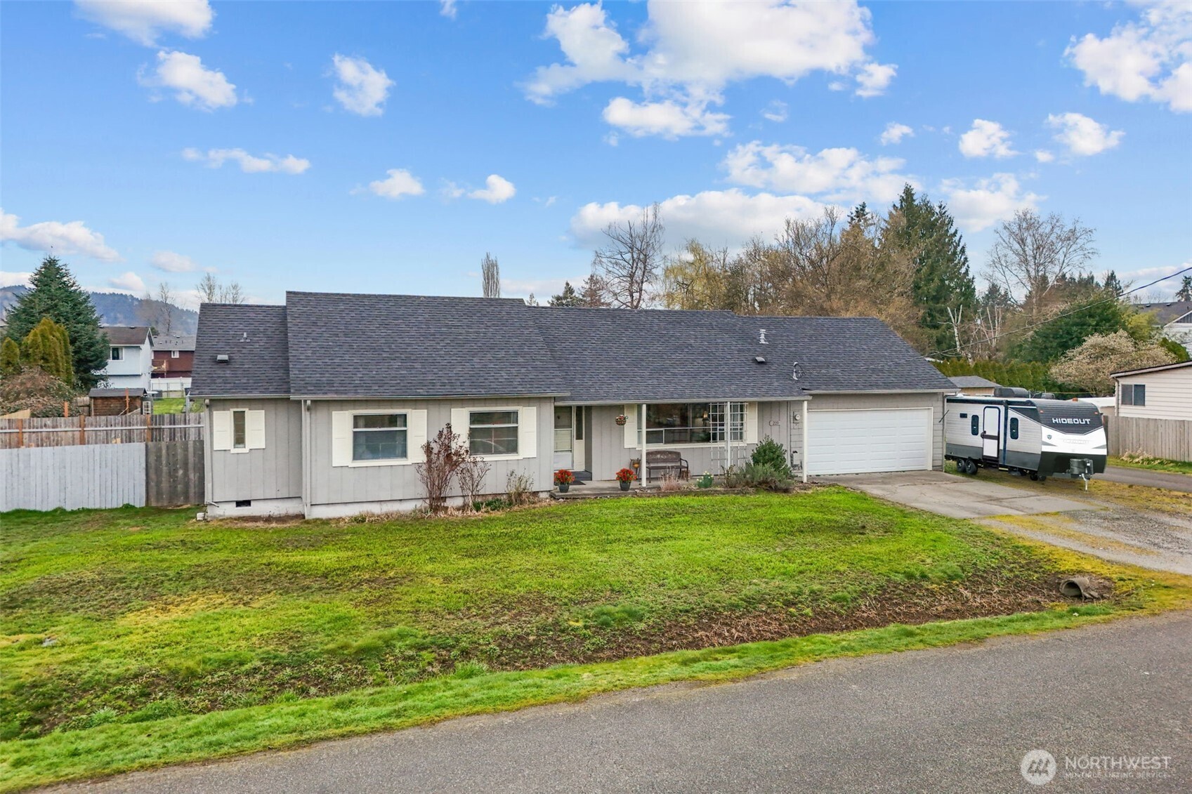 209 8th Avenue N Algona WA 98001