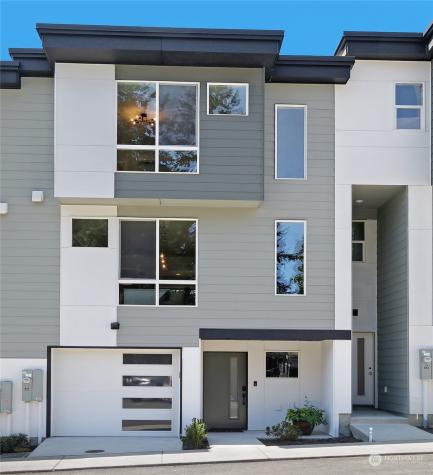 2527 Gibson Everett WA 98204