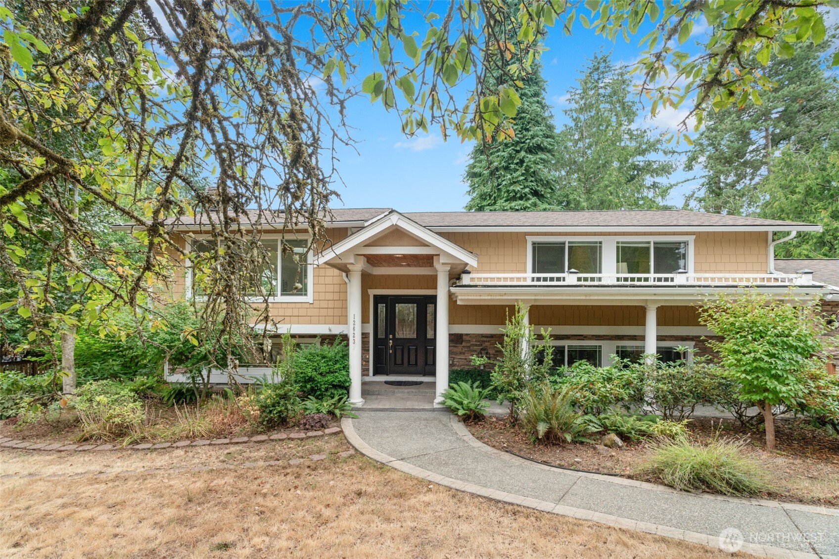 12623 NE 28th Street Bellevue WA 98005