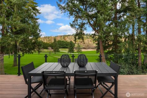 2242 79th Avenue NE Medina WA 98039