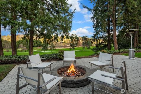 2242 79th Avenue NE Medina WA 98039
