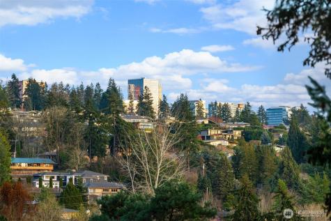 2242 79th Avenue NE Medina WA 98039