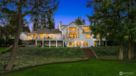 2242 79th Avenue NE Medina WA 98039