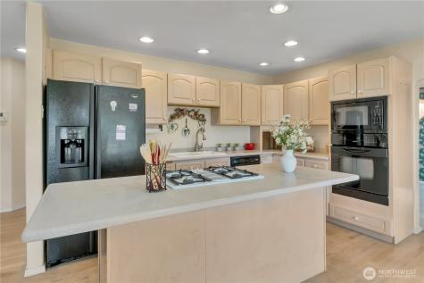 15416 33rd Avenue E Tacoma WA 98446