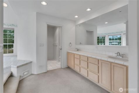15416 33rd Avenue E Tacoma WA 98446