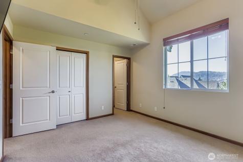 838 4th Avenue NE Issaquah WA 98029