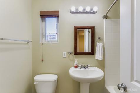 838 4th Avenue NE Issaquah WA 98029
