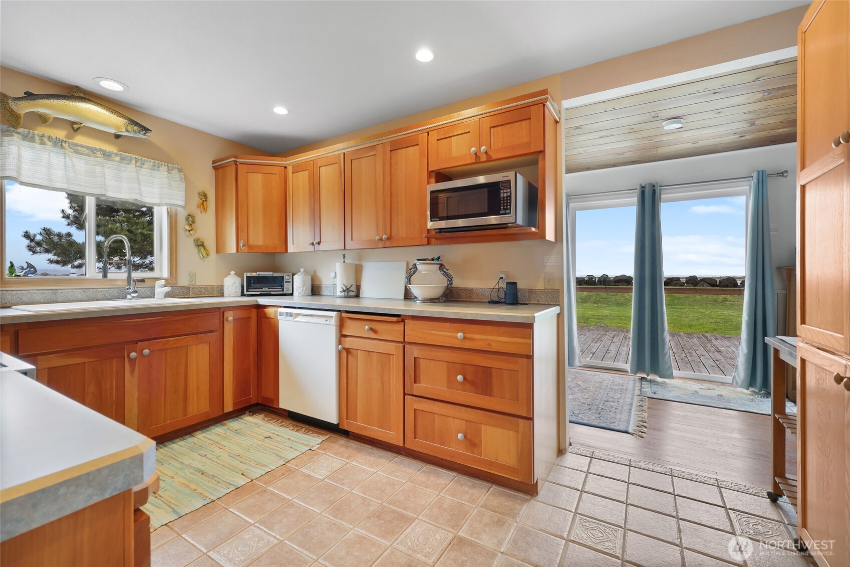 2967 Kindred Avenue Tokeland WA 98590