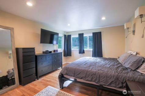 23426 148th Avenue SE Kent WA 98042