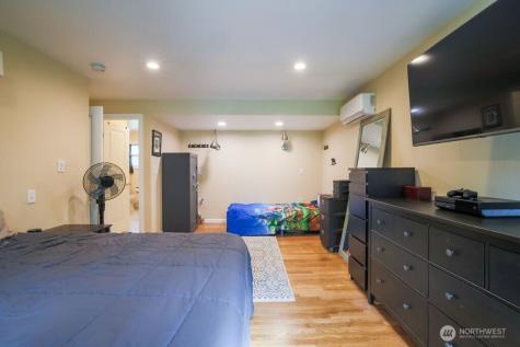 23426 148th Avenue SE Kent WA 98042
