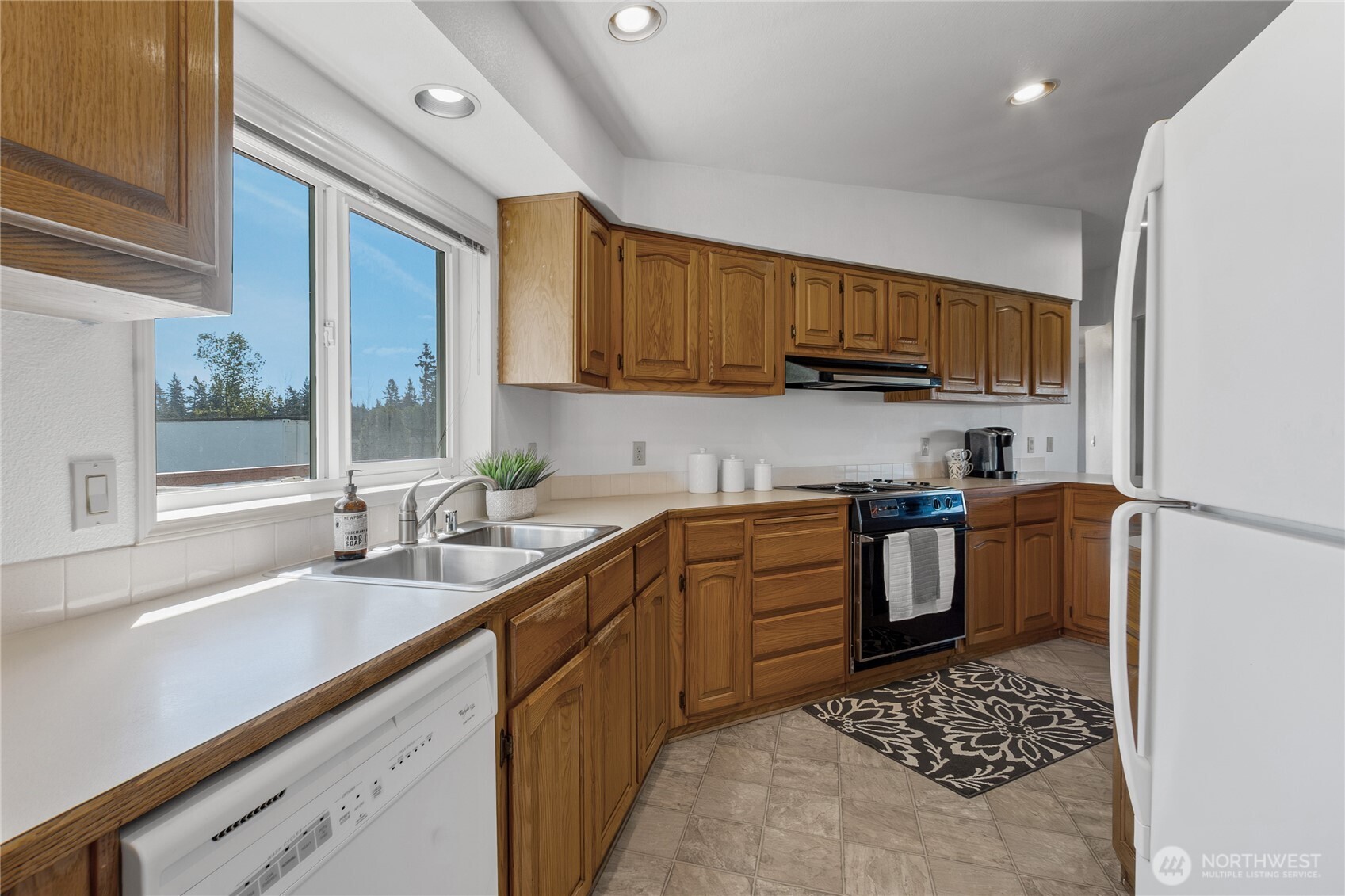 17710 Albany Street SW Rochester WA 98579