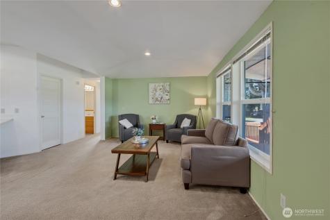 17710 Albany Street SW Rochester WA 98579