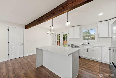 1615 S 84th Street Tacoma WA 98444