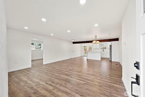 1615 S 84th Street Tacoma WA 98444