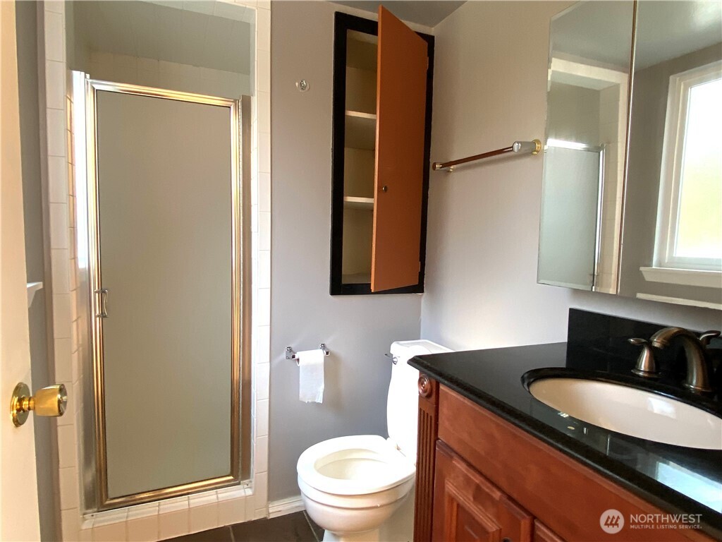 10231 NE 24th Street Bellevue WA 98004