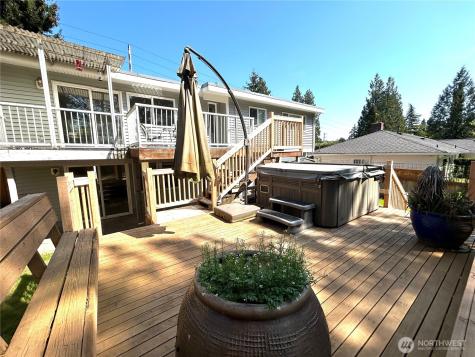 10231 NE 24th Street Bellevue WA 98004