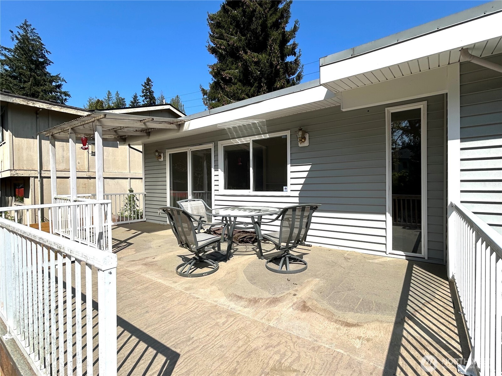 10231 NE 24th Street Bellevue WA 98004