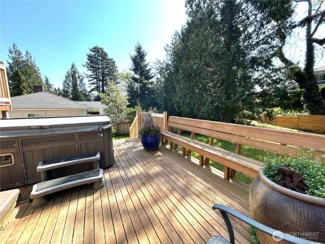 10231 NE 24th Street Bellevue WA 98004