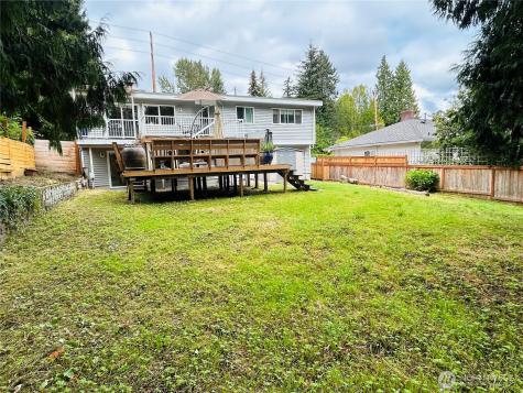 10231 NE 24th Street Bellevue WA 98004