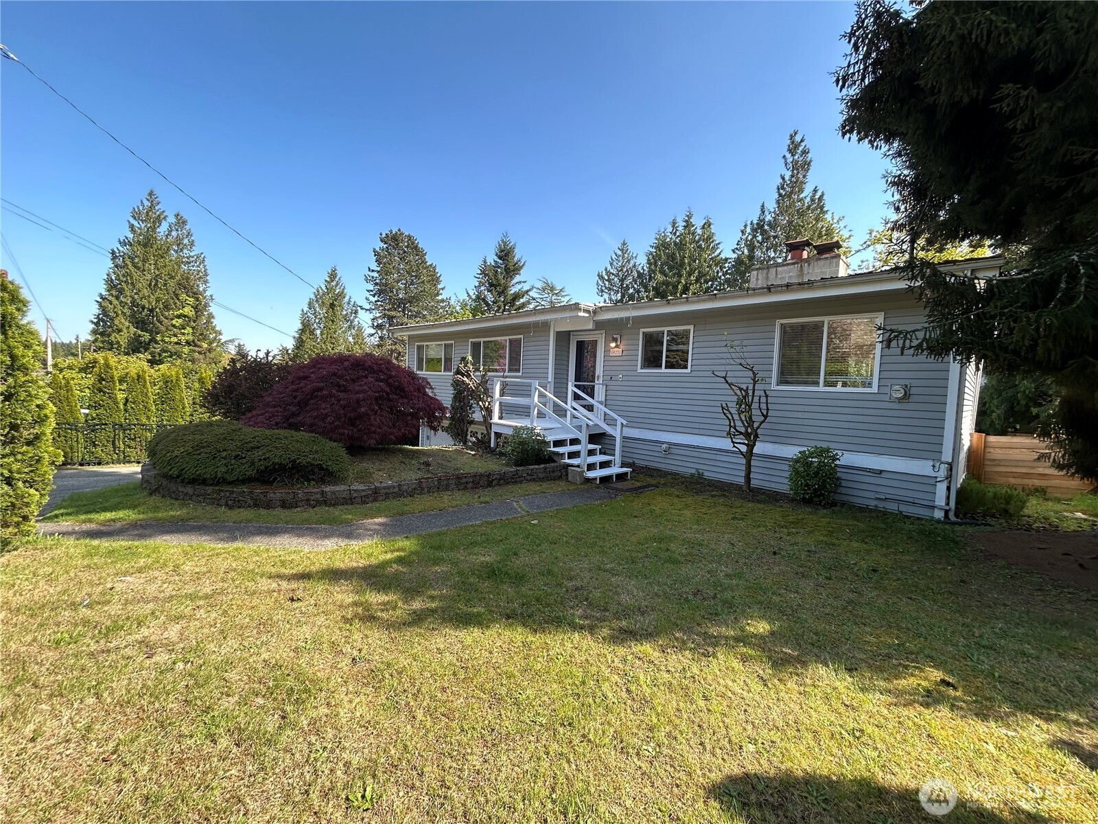 10231 NE 24th Street Bellevue WA 98004