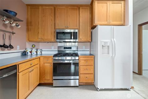 1531 SW Vanguard Street Oak Harbor WA 98277