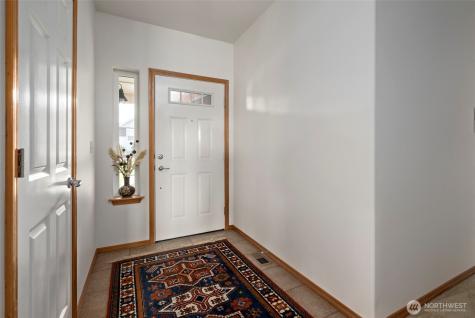 1531 SW Vanguard Street Oak Harbor WA 98277