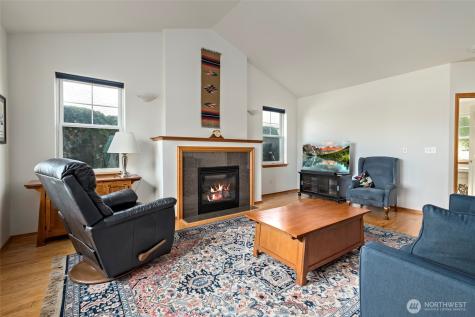 1531 SW Vanguard Street Oak Harbor WA 98277