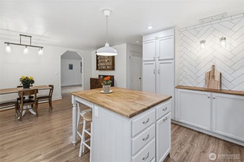 8613 Foster Grove Court NE Bremerton WA 98311