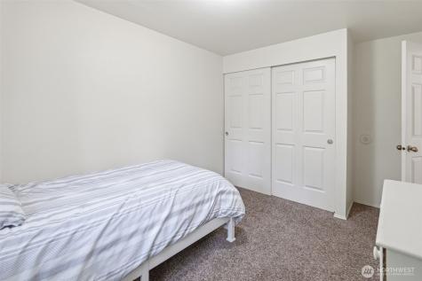 8613 Foster Grove Court NE Bremerton WA 98311