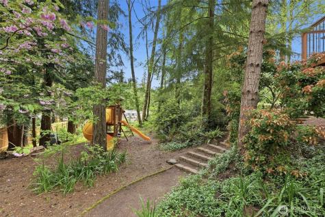 8613 Foster Grove Court NE Bremerton WA 98311