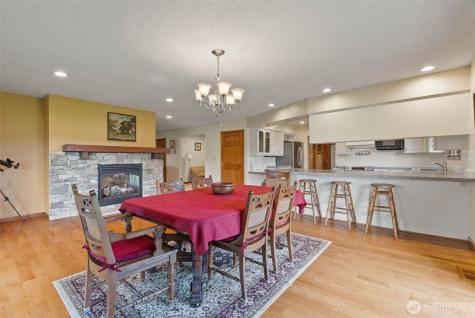 24415 N Crescent Road Chattaroy WA 99003