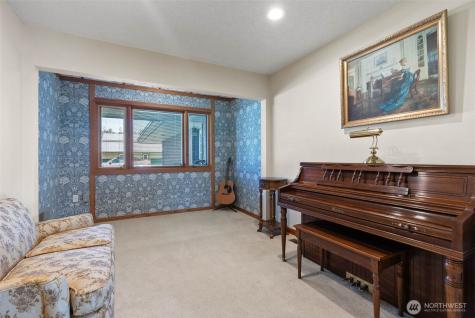 24415 N Crescent Road Chattaroy WA 99003
