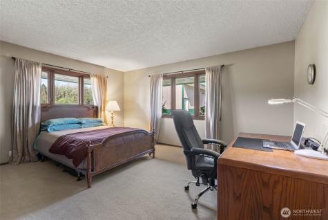 24415 N Crescent Road Chattaroy WA 99003