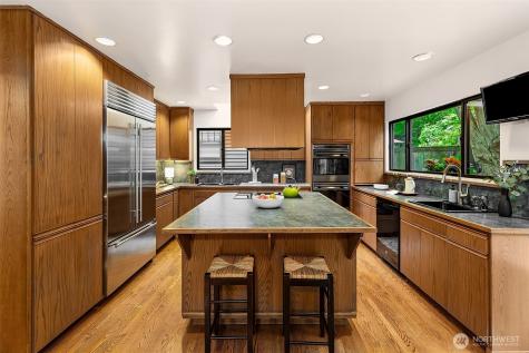 1259 23rd Avenue E Seattle WA 98112