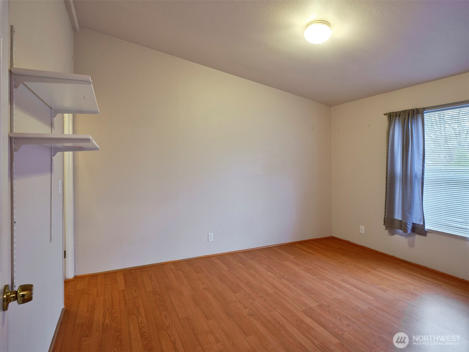 1835 Heartwood Woodland WA 98674