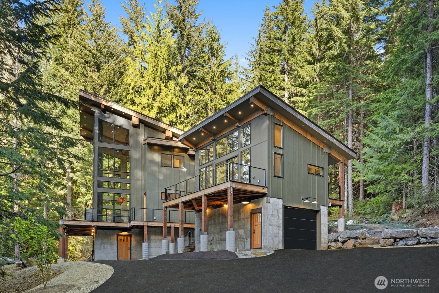2982 Kachess Lake Road Easton WA 98925