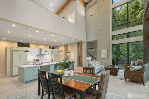 2982 Kachess Lake Road Easton WA 98925