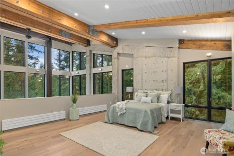 2982 Kachess Lake Road Easton WA 98925