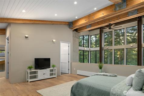 2982 Kachess Lake Road Easton WA 98925