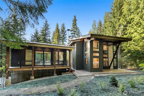 2982 Kachess Lake Road Easton WA 98925