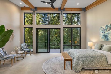 2982 Kachess Lake Road Easton WA 98925