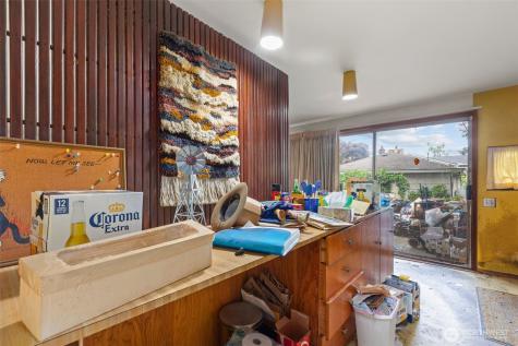 1212 146th Avenue SE Bellevue WA 98007