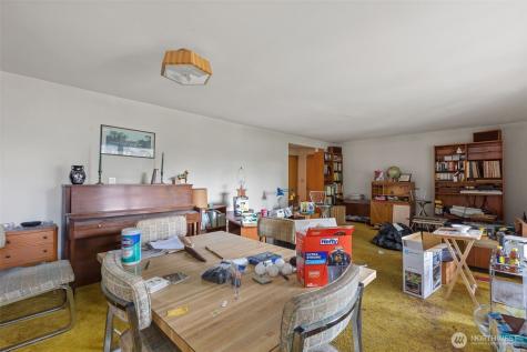 1212 146th Avenue SE Bellevue WA 98007