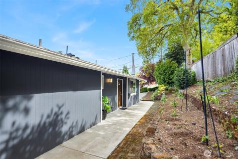 3912 S Orcas Street Seattle WA 98118